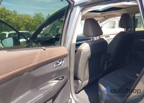 2025 Nissan Murano Platinum z USA, uszkodzony, nr VIN 5N1AZ3DT9SC124989